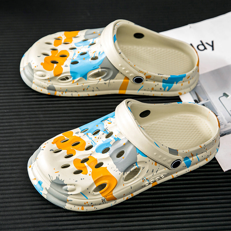 Non-slip men's clogs, safe for both home and outdoor use.