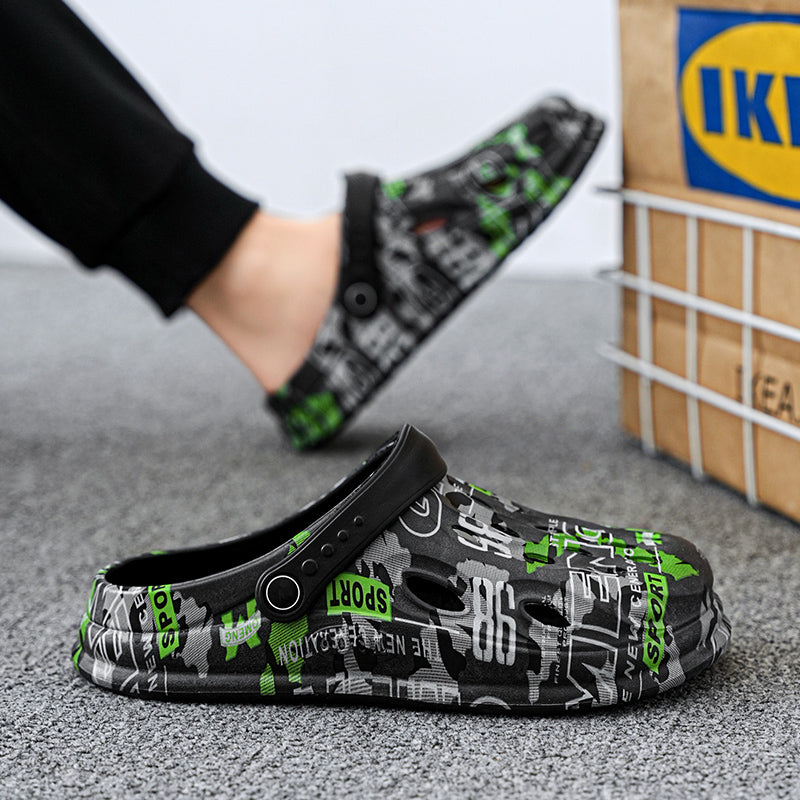 Men's Camouflage Clogs, featuring a trendy printed design, are breathable with hollow - outs. The slip - on style is super convenient, making them essential for casual outings or home use.