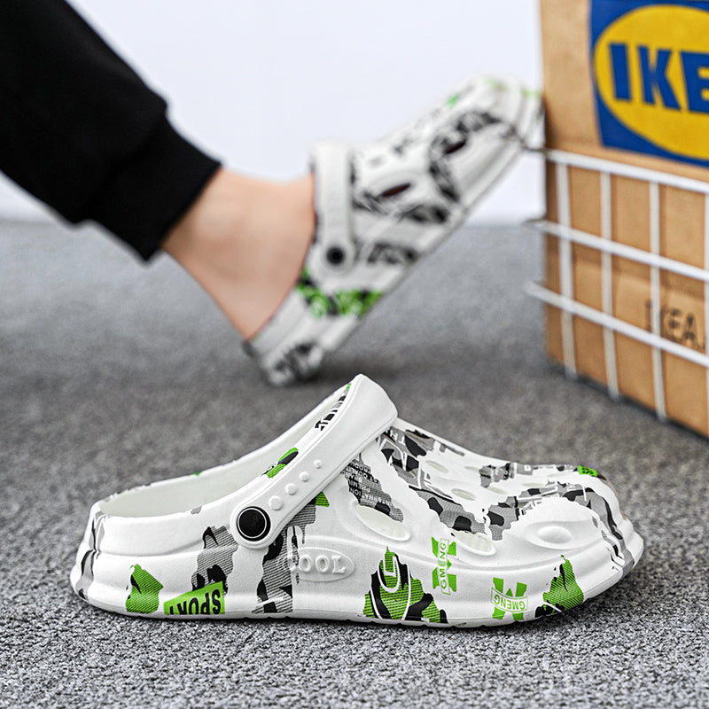 Men's Camouflage Clogs, featuring a trendy printed design, are breathable with hollow - outs. The slip - on style is super convenient, making them essential for casual outings or home use.