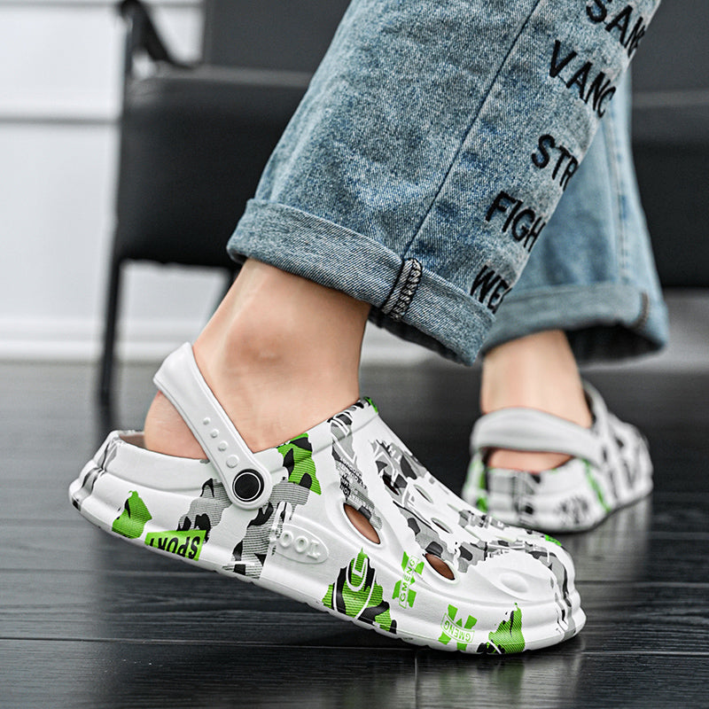 Men's Camouflage Clogs, featuring a trendy printed design, are breathable with hollow - outs. The slip - on style is super convenient, making them essential for casual outings or home use.