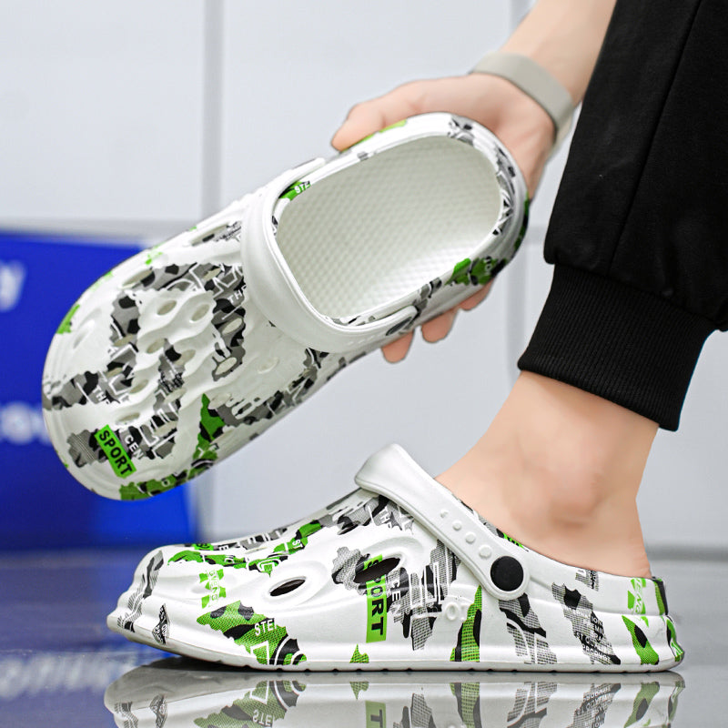Men's Camouflage Clogs, featuring a trendy printed design, are breathable with hollow - outs. The slip - on style is super convenient, making them essential for casual outings or home use.