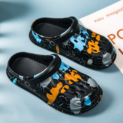 Non-slip men's clogs, safe for both home and outdoor use.