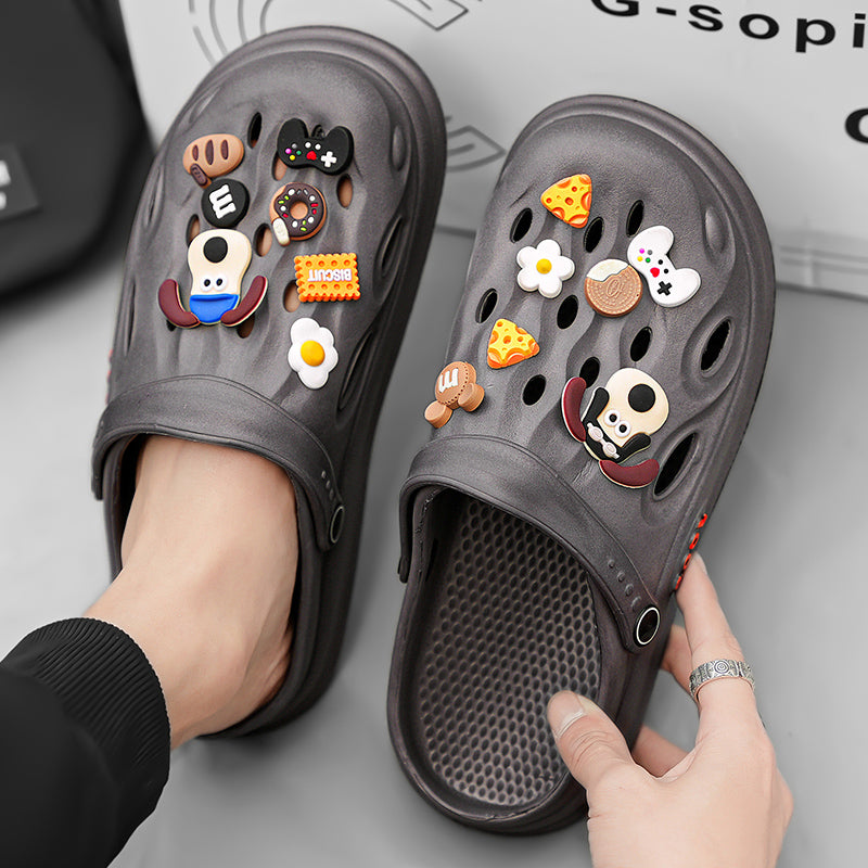 Trendy men's clogs: versatile, stylish, and non-stuffy.