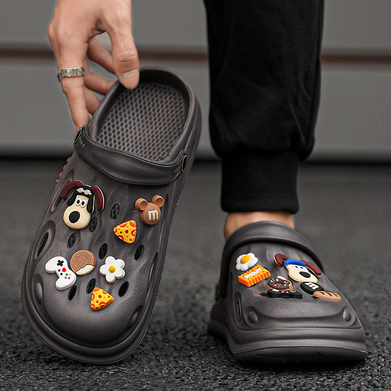 Trendy men's clogs: versatile, stylish, and non-stuffy.
