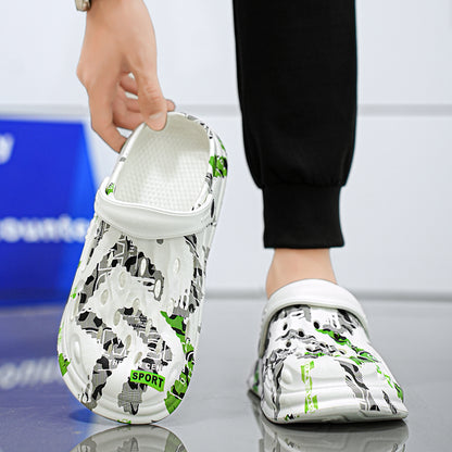Men's Camouflage Clogs, featuring a trendy printed design, are breathable with hollow - outs. The slip - on style is super convenient, making them essential for casual outings or home use.