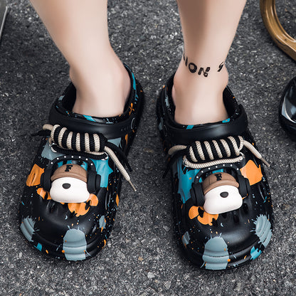 Trendy brand men's beach clogs, with an outer-wear thick-soled design, garden shoes, breathable, non-slip and super practical.