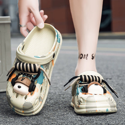 Trendy brand men's beach clogs, with an outer-wear thick-soled design, garden shoes, breathable, non-slip and super practical.